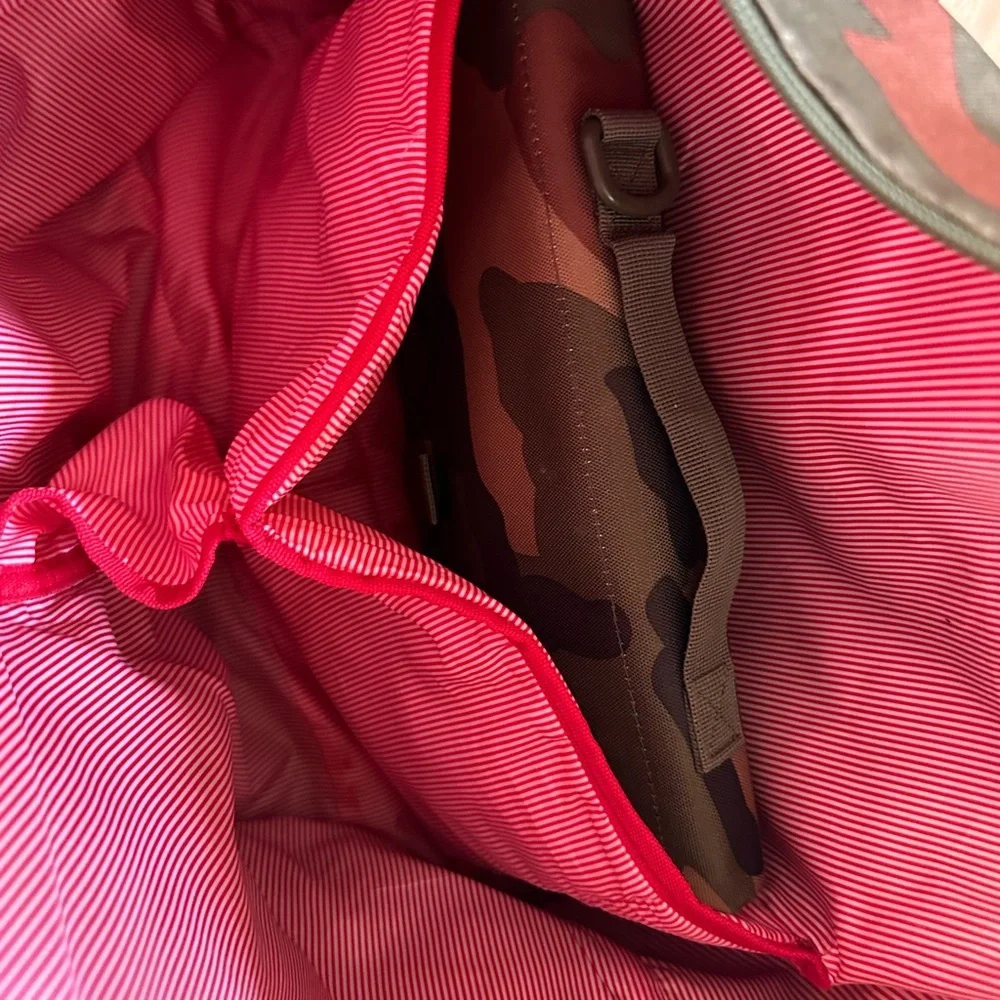 COPY - COPY - Herschel Baby Diaper Bag - Strand Duffle Sprout Camo - Picture 8 of 8